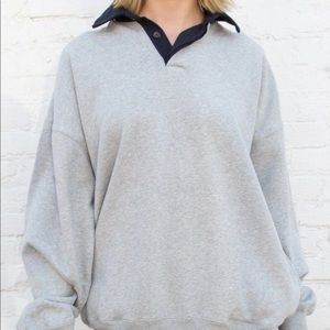 Brandy Melville Archer Collared Sweatshirt